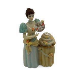 Avon Presidents Club Mrs Albee Award 2007 Figurine 40th Anniversary